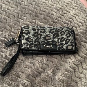 Wallet. Wristlet